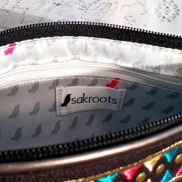 Sakroots Artist Circle Campus Mini Crossbody Convertible Canvas Bag Black/White - Picture 8 of 16